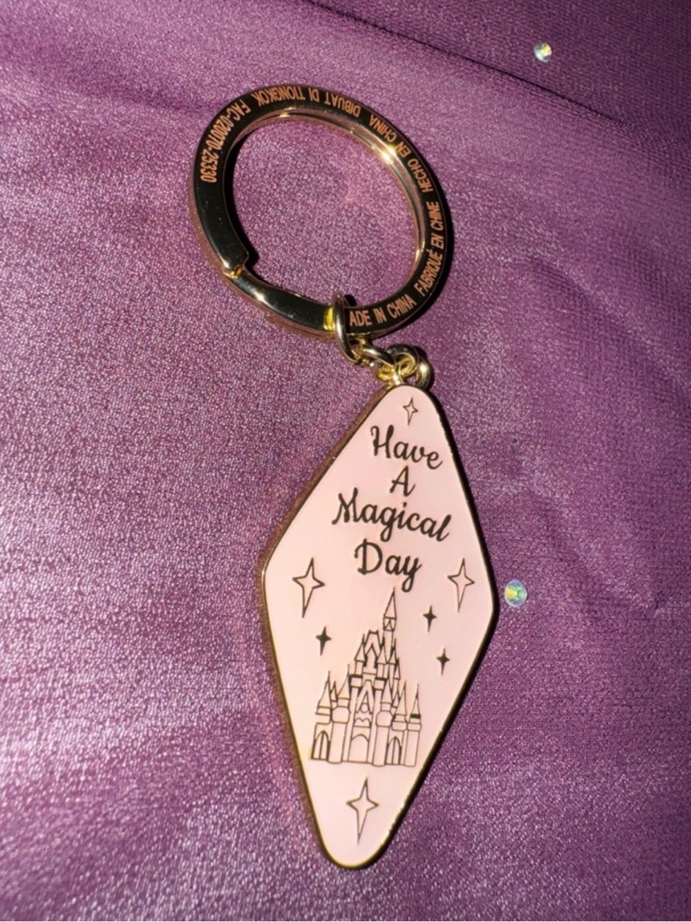 DISNEY PARK’S ‘ Have A Magical Day Pink Castle Keychain